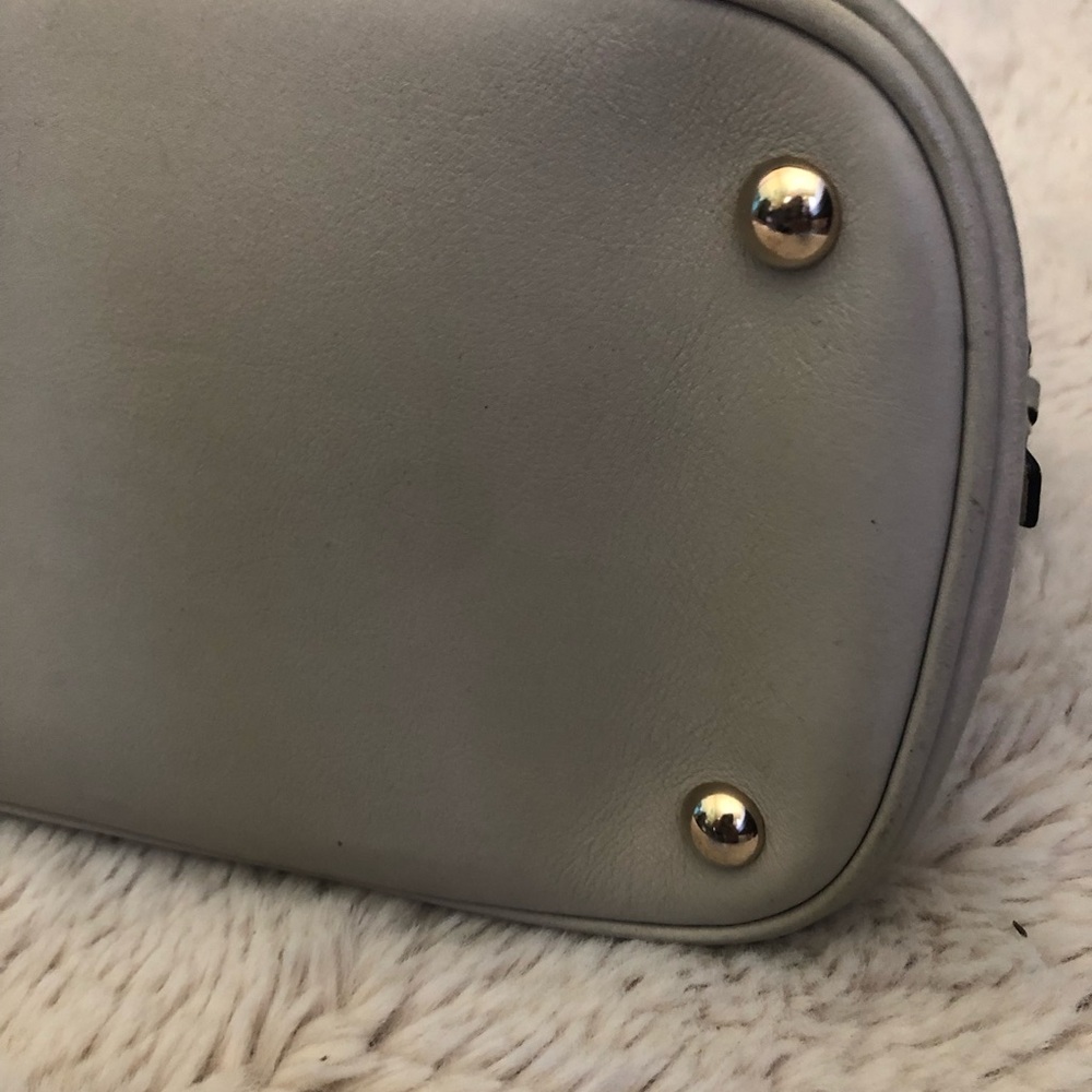 Gucci Microguccissima Gray Monogram Dome Satchel - Picture 4 of 8